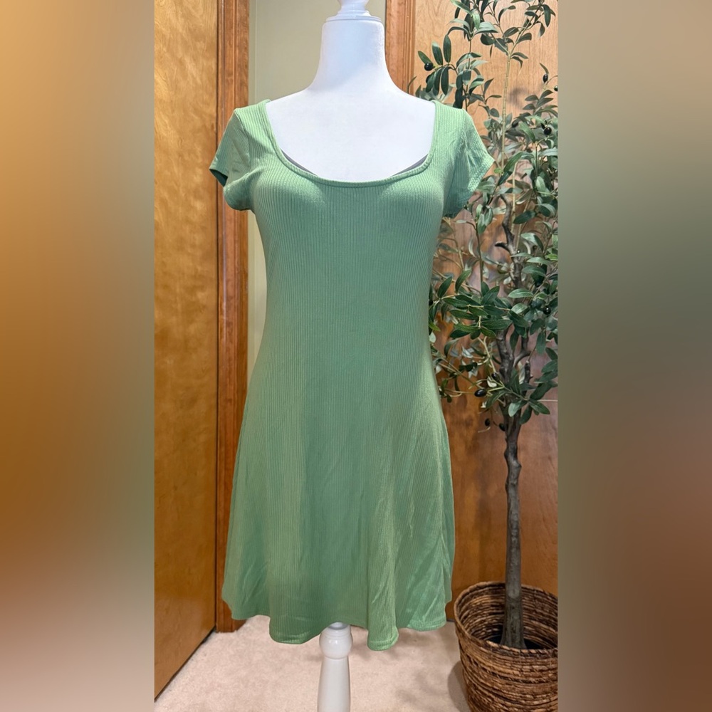 New Abercrombie & Fitch Light Green Ribbed Knit Mini Skater Dress Low Scoop Neck